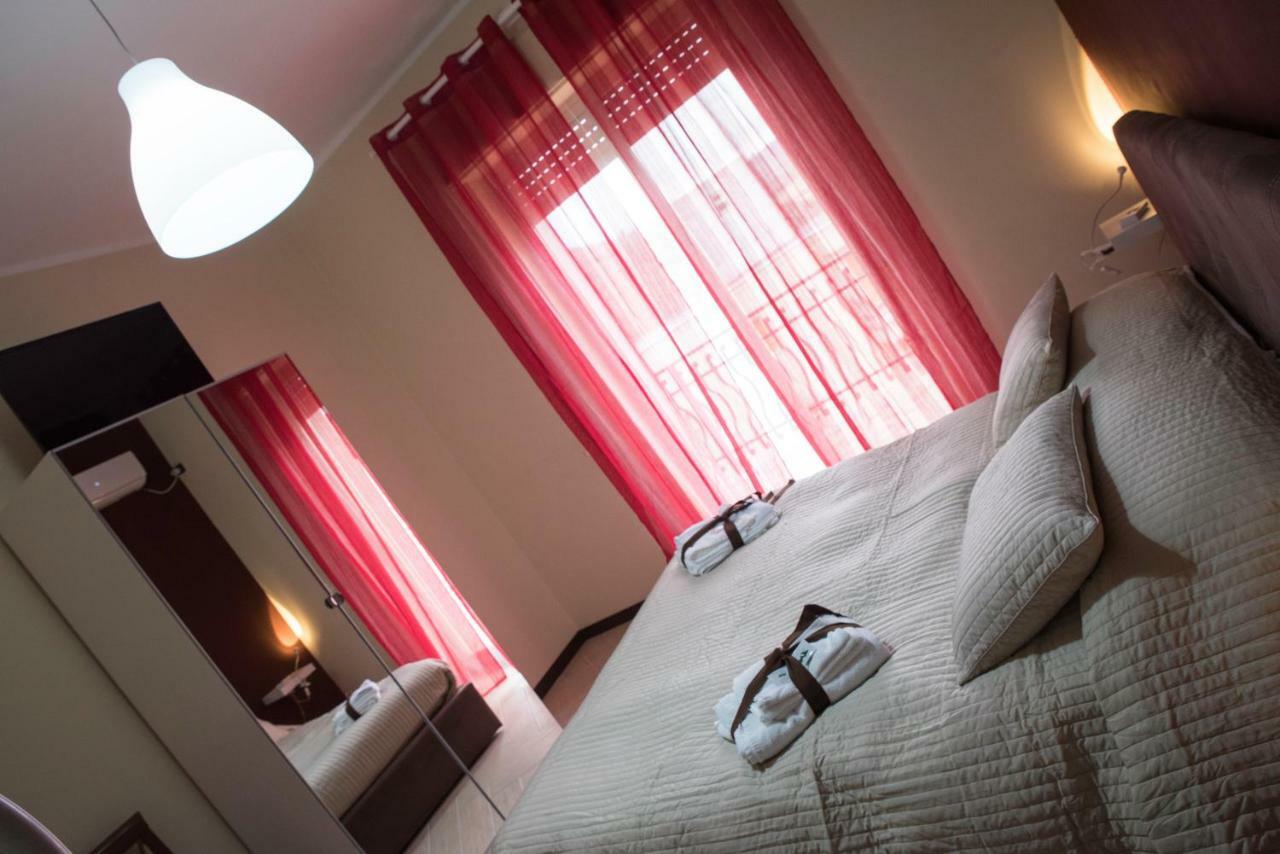 Il Centro Short Lets Hotell Valguarnera Caropepe Eksteriør bilde