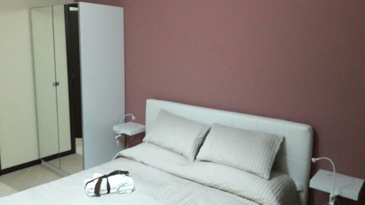 Il Centro Short Lets Hotell Valguarnera Caropepe Eksteriør bilde
